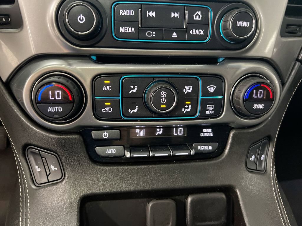 Used 2018 Chevrolet Suburban LT AWD/4WD image 17