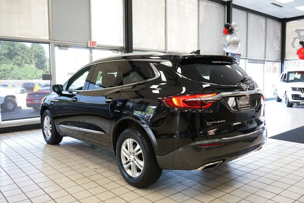 Used 2020 Buick Enclave Essence w/ Sound and Sites Package AWD/4WD image 4