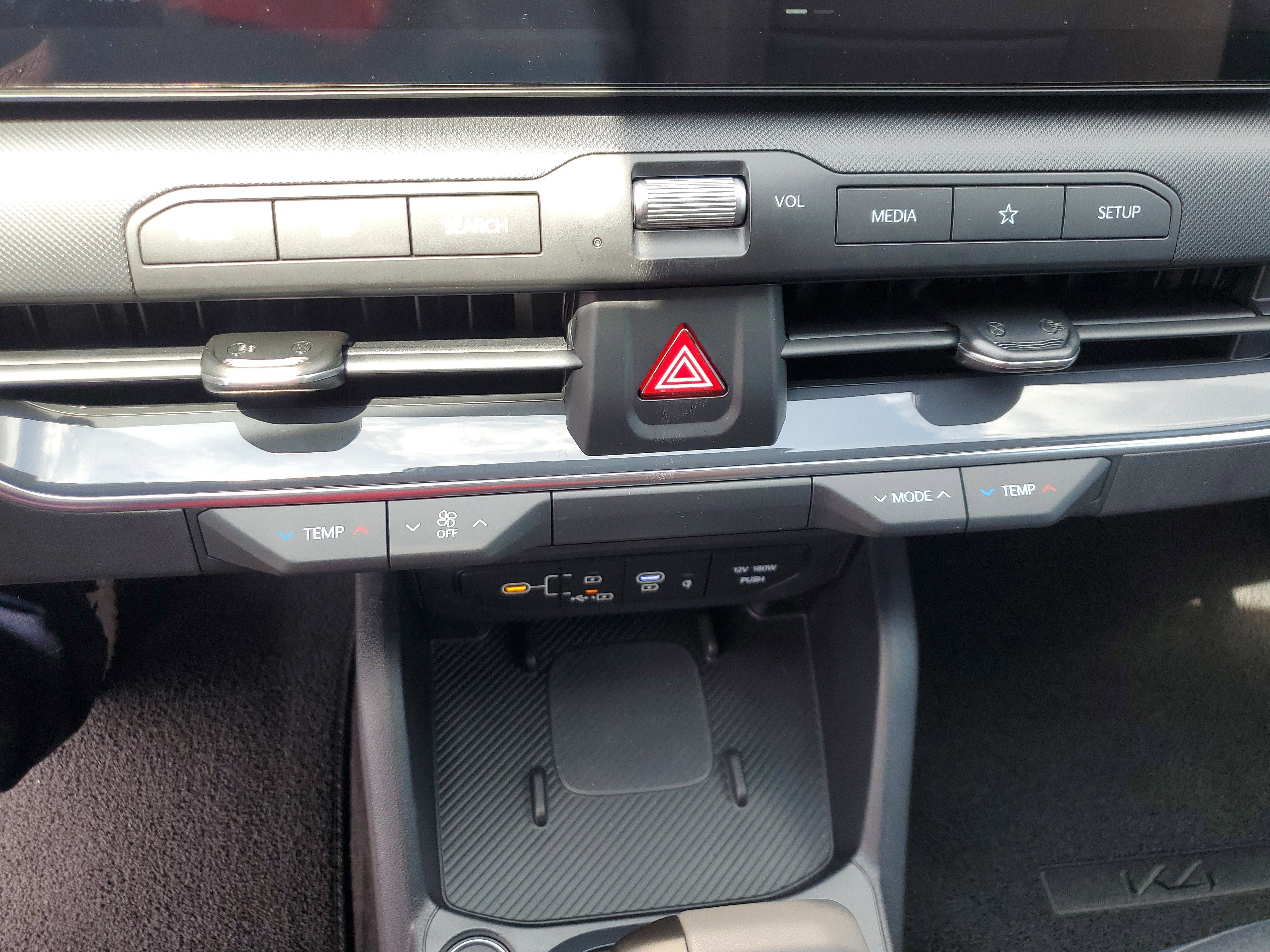 New 2025 Kia K4 EX image 24