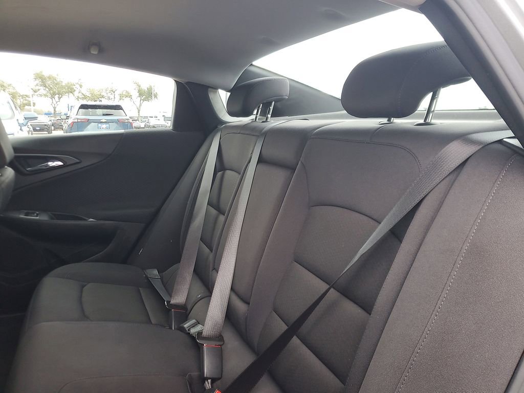 Used 2023 Chevrolet Malibu LT image 9