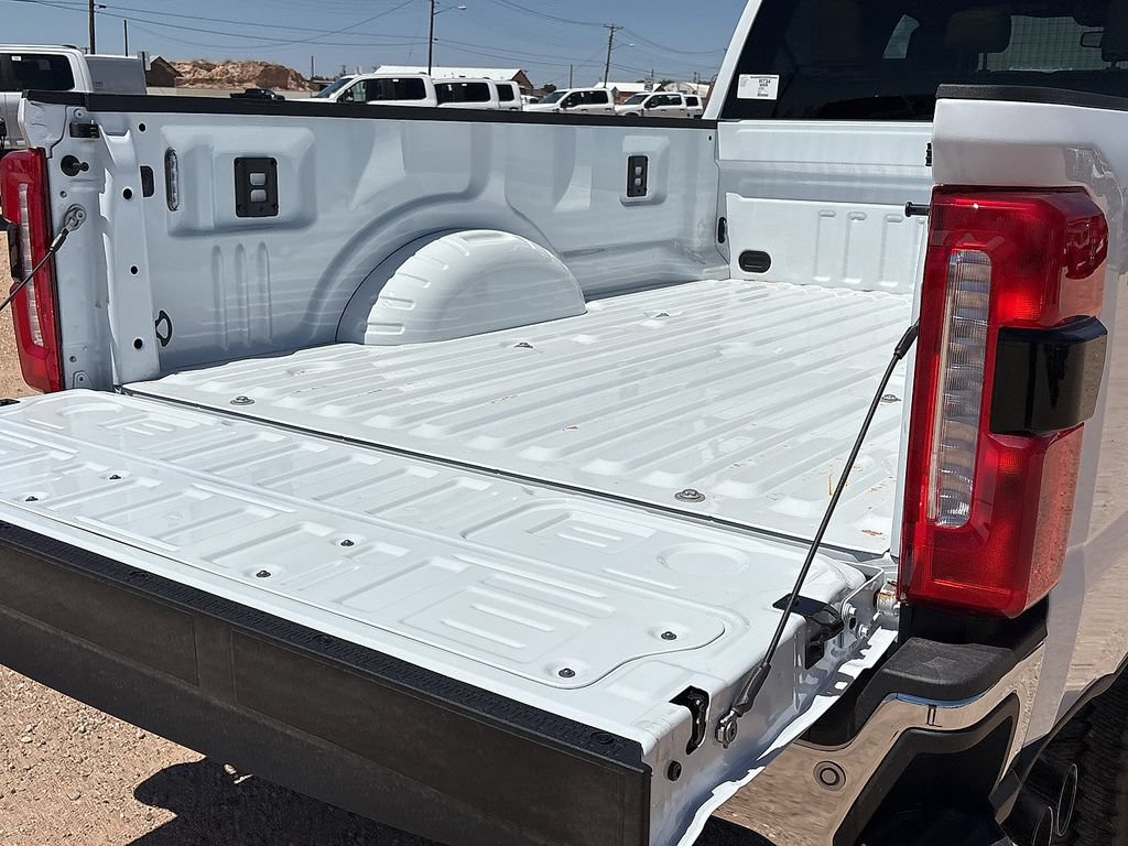 New 2026 Ford F350 Lariat w/ Chrome Package AWD/4WD image 15