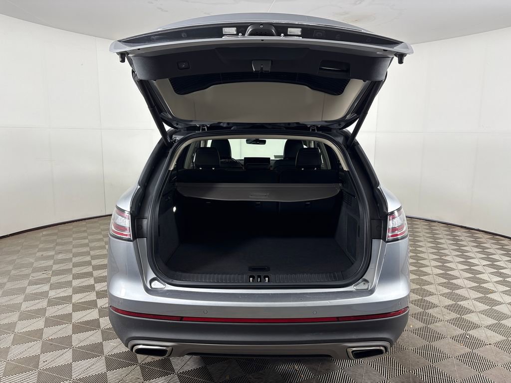 Used 2022 Lincoln Nautilus Reserve w/ Luxury Package FWD image 26