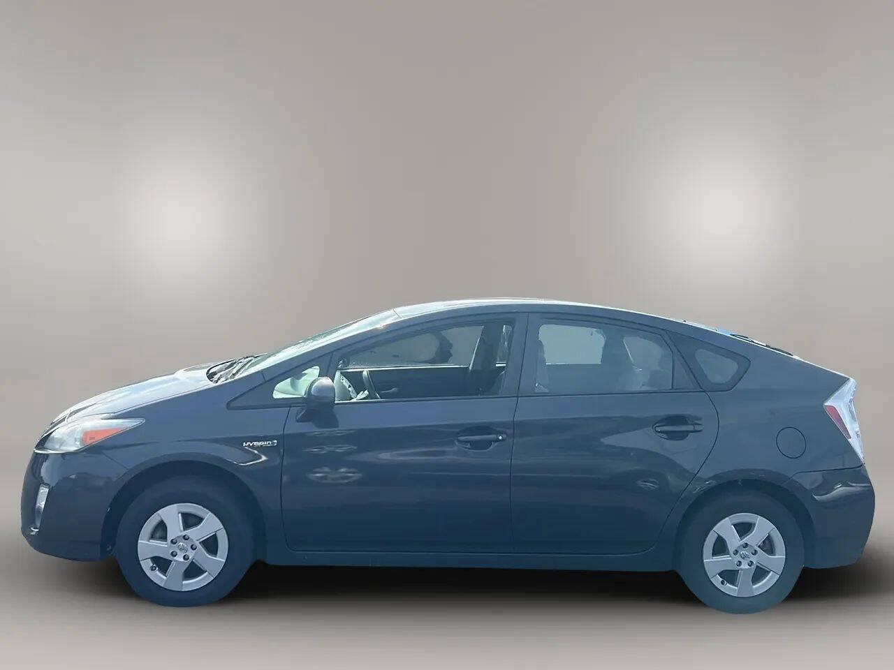 Used 2010 Toyota Prius Five FWD image 4