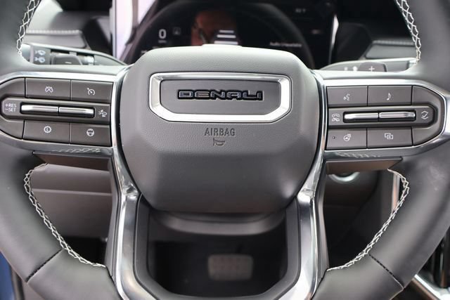 Certified 2026 GMC Acadia Denali w/ Super Cruise Package AWD/4WD image 15