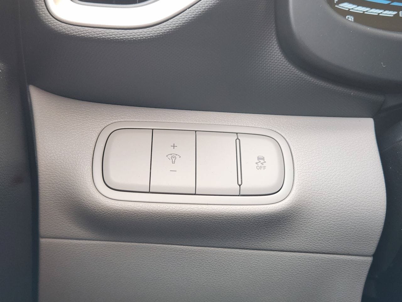 New 2026 Hyundai Venue SEL FWD image 21