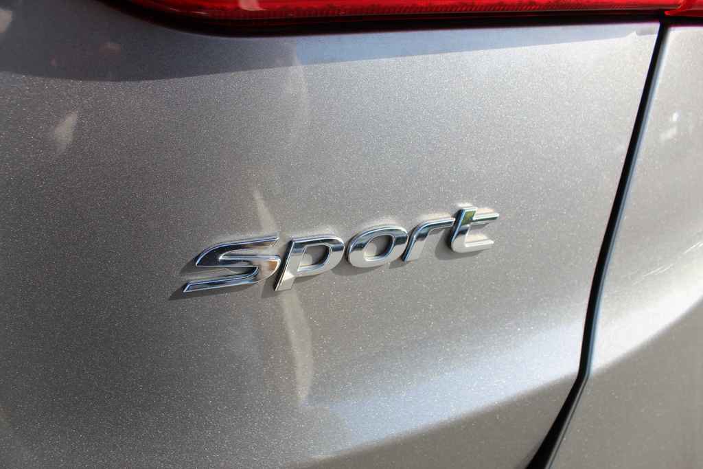 Used 2017 Hyundai Santa Fe Sport w/ 2.4L Value Package 06 FWD image 7
