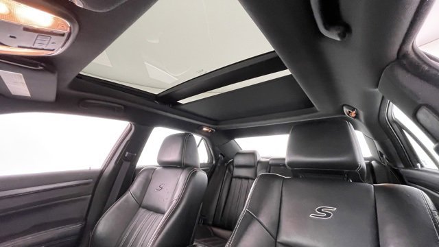 Used 2014 Chrysler 300 S image 43