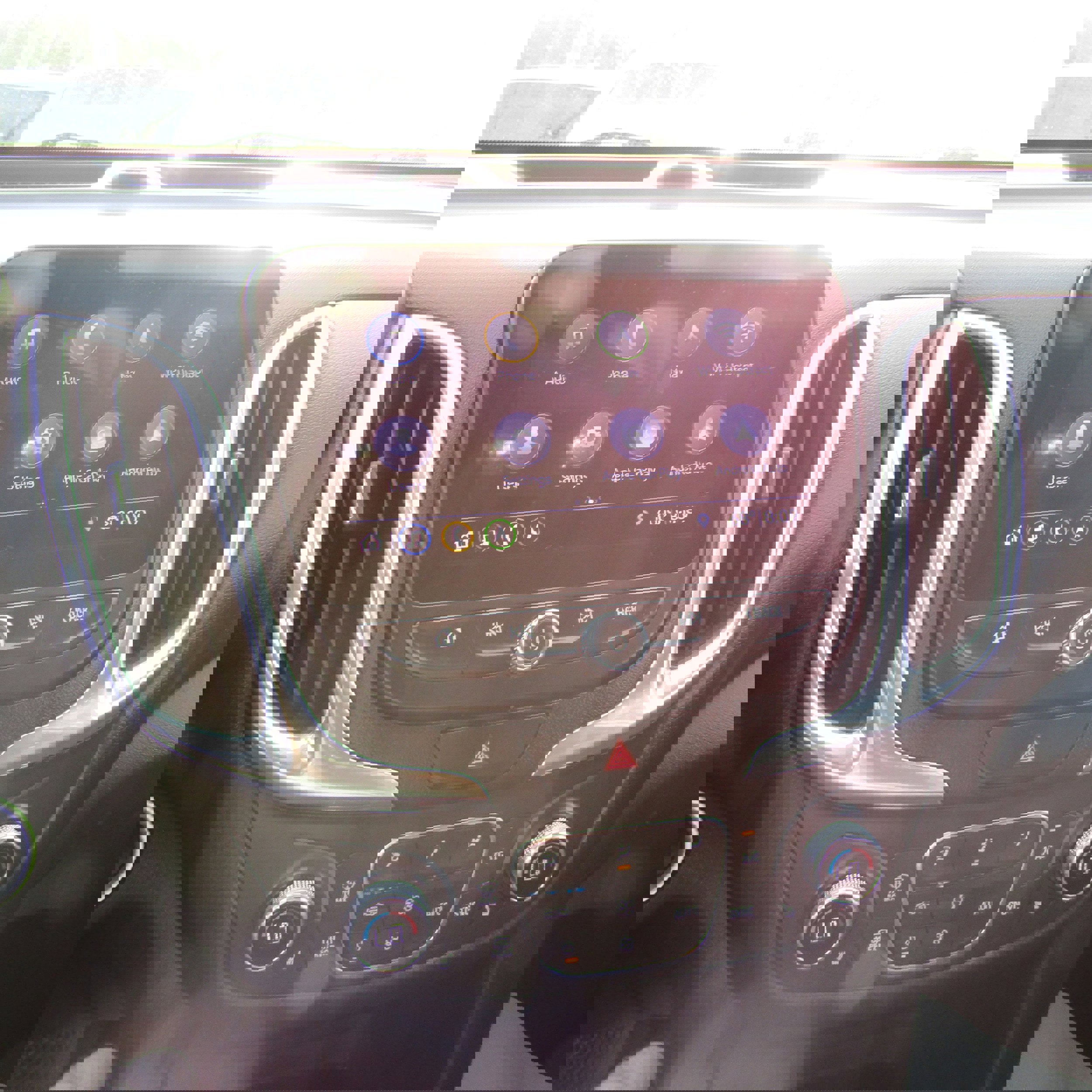 Used 2019 Chevrolet Equinox LT image 19