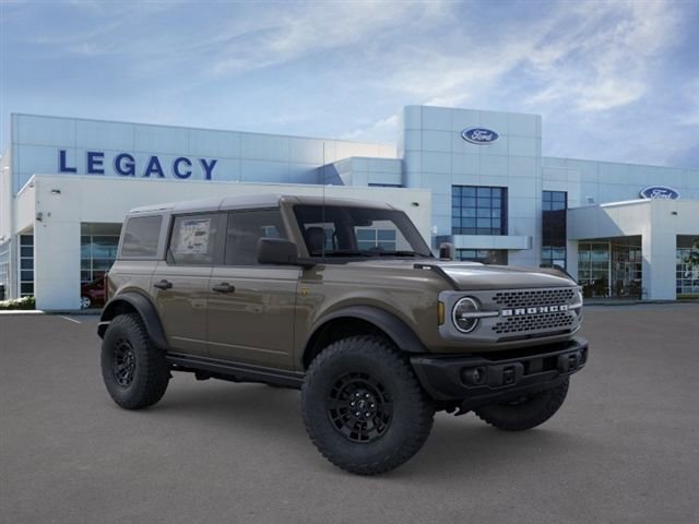 New 2026 Ford Bronco Badlands image 7