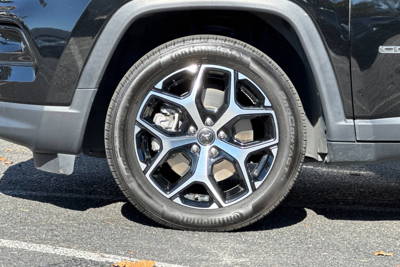 Used 2025 Jeep Compass Limited AWD/4WD image 26