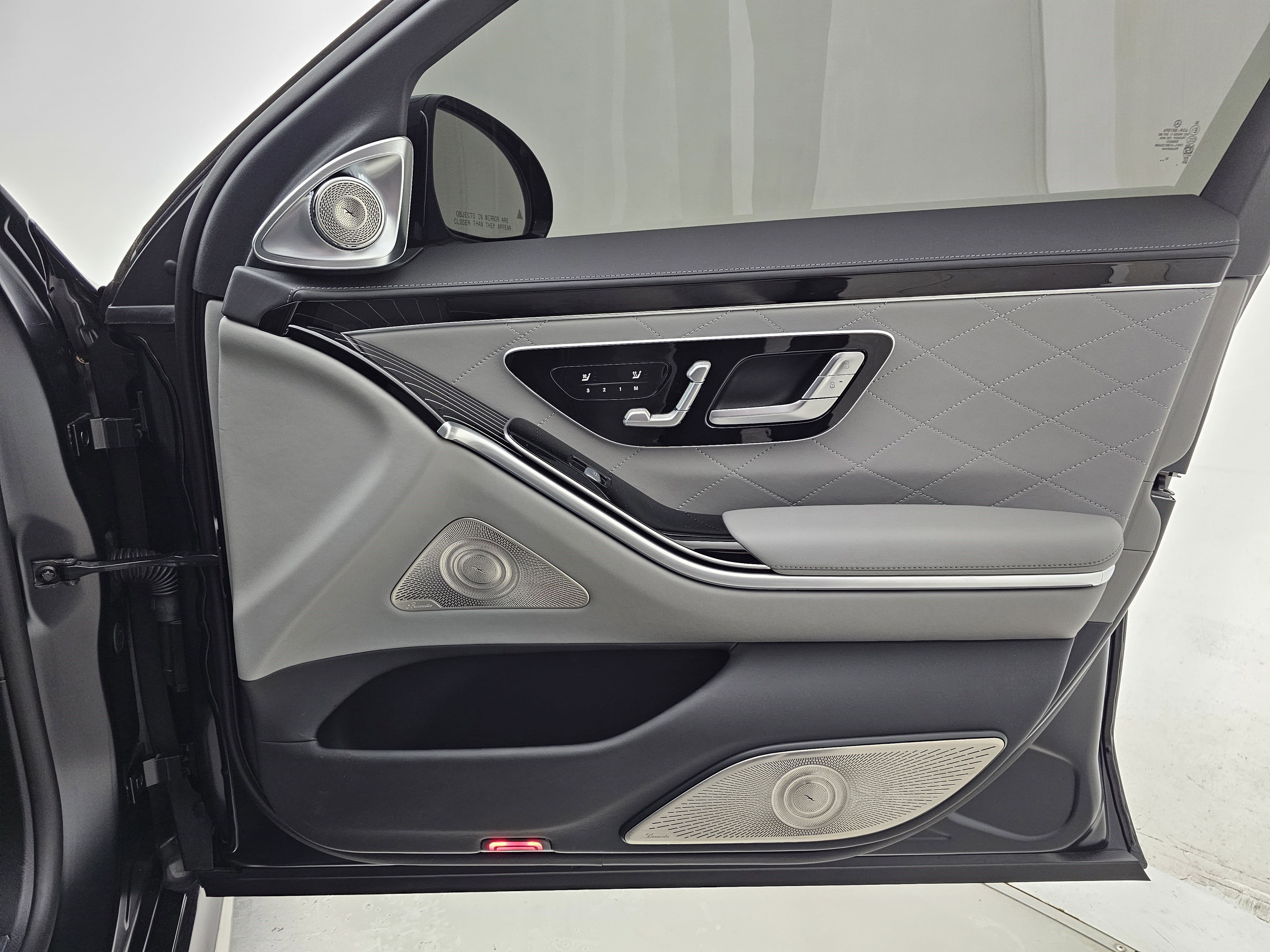 Certified 2024 Mercedes-Benz S 500 4MATIC image 15