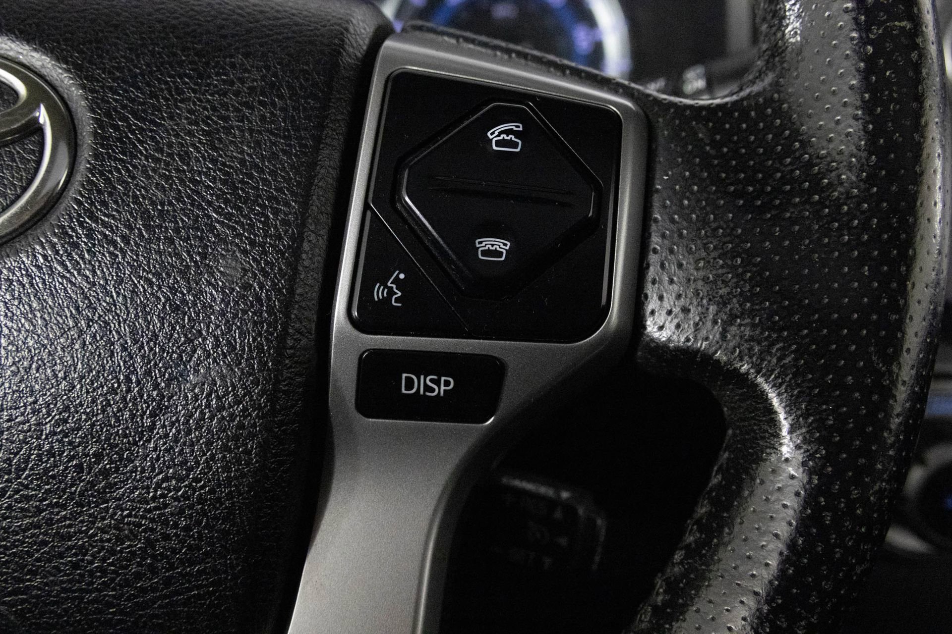 Used 2014 Toyota 4Runner Limited image 29