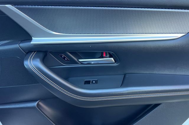 Certified 2025 MAZDA CX-90 Plug-In Hybrid w/Premium Sport image 21