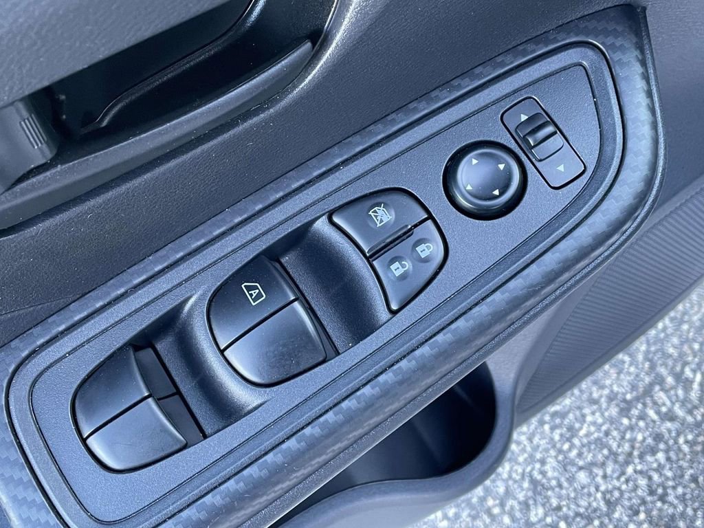 Used 2025 Nissan Versa S w/ S Plus Package image 16