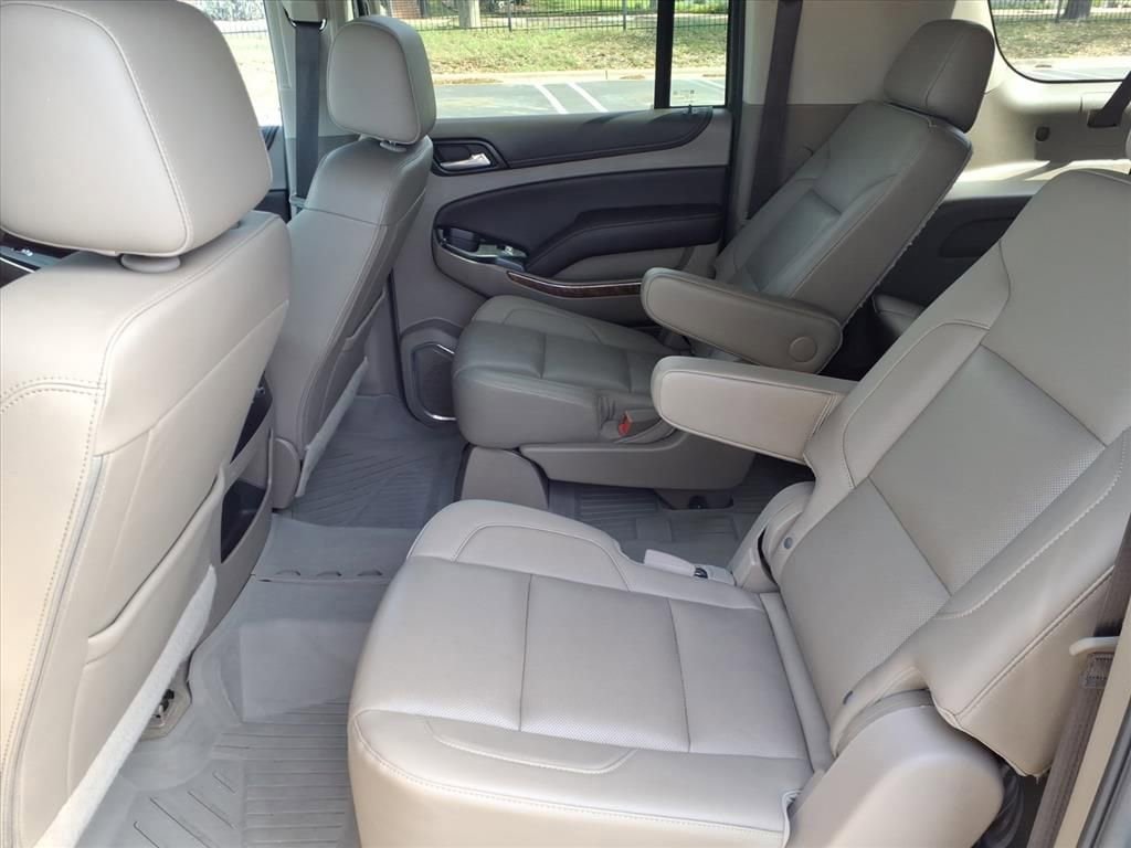 Used 2019 Chevrolet Suburban Premier w/ RST 6.2L Performance Edition AWD/4WD image 27