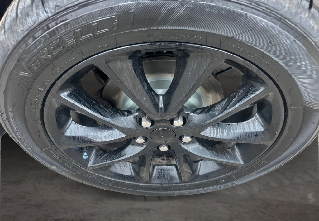 Used 2018 Dodge Durango GT w/ Blacktop Package AWD/4WD image 19