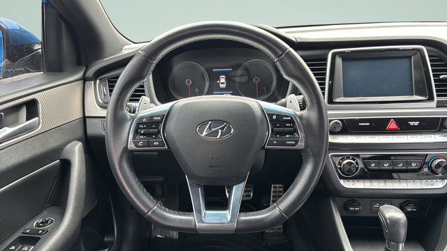 Used 2018 Hyundai Sonata Sport FWD image 13