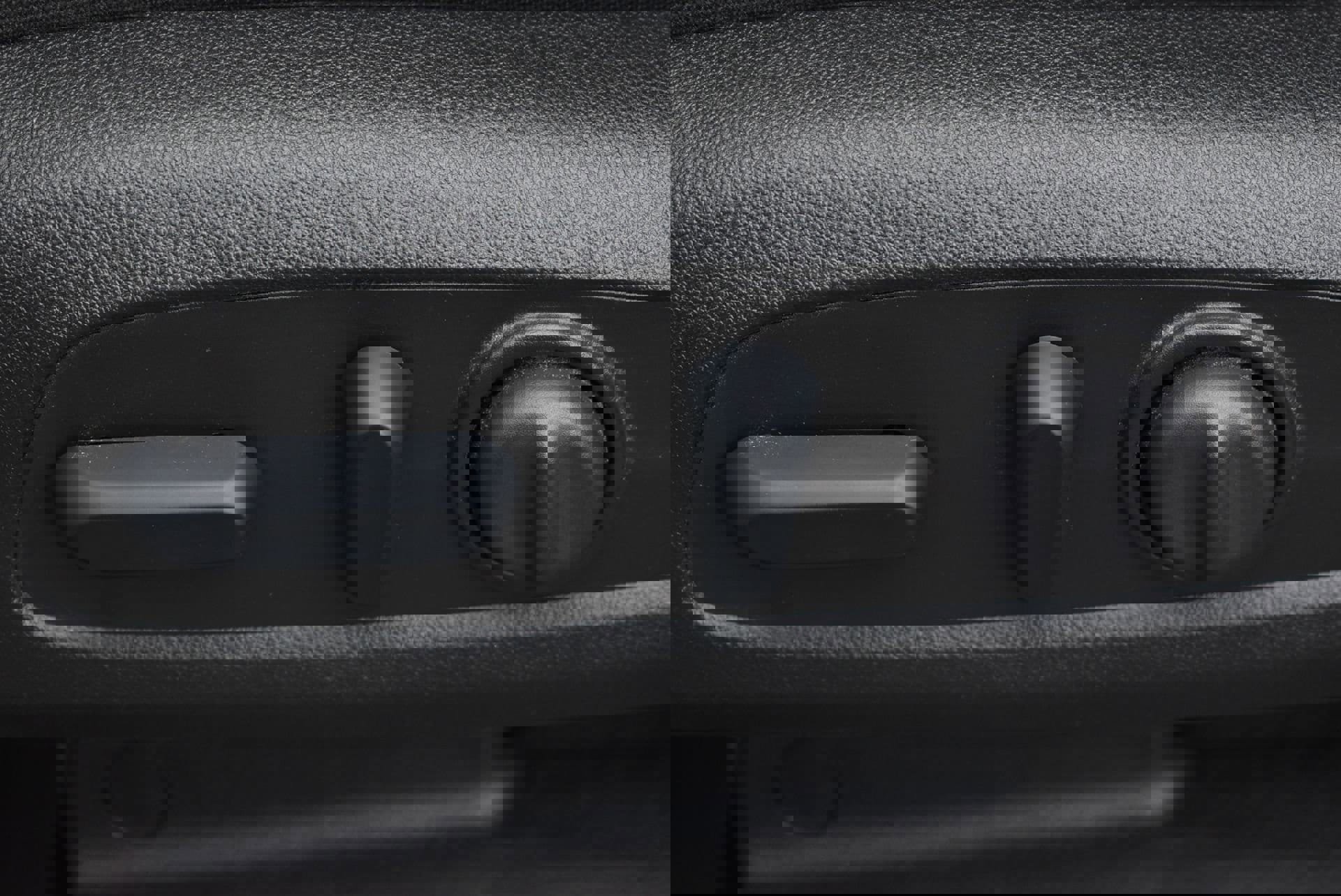 Used 2024 Chevrolet Blazer LT w/ Midnight/Sport Edition image 14