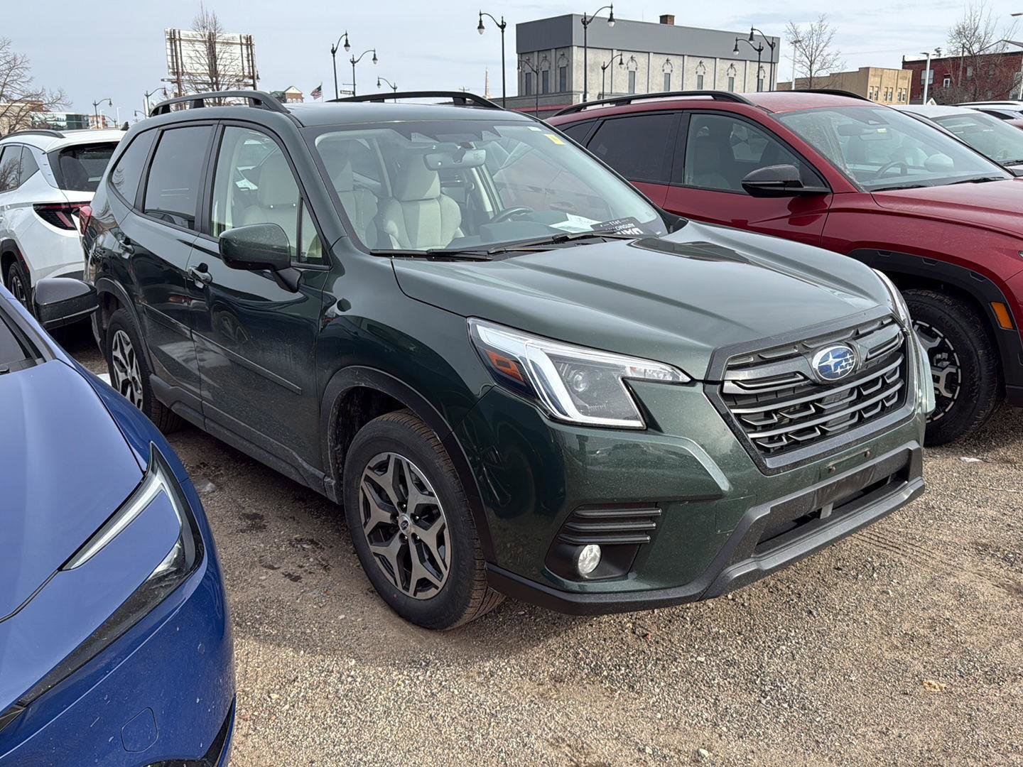 Used 2023 Subaru Forester Premium image 1
