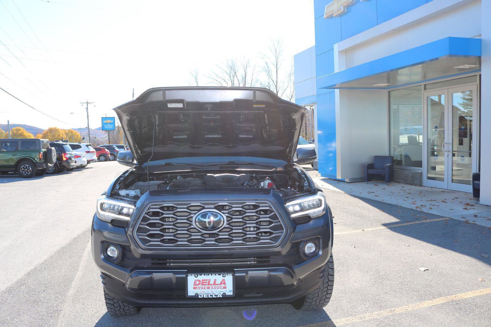 Used 2023 Toyota Tacoma TRD Sport w/ Black Out Package (TMS) image 24