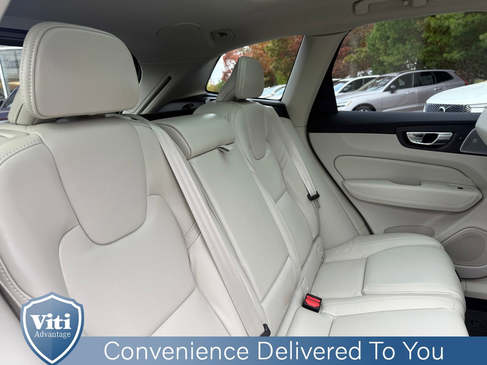 Certified 2023 Volvo XC60 B5 Ultimate image 28