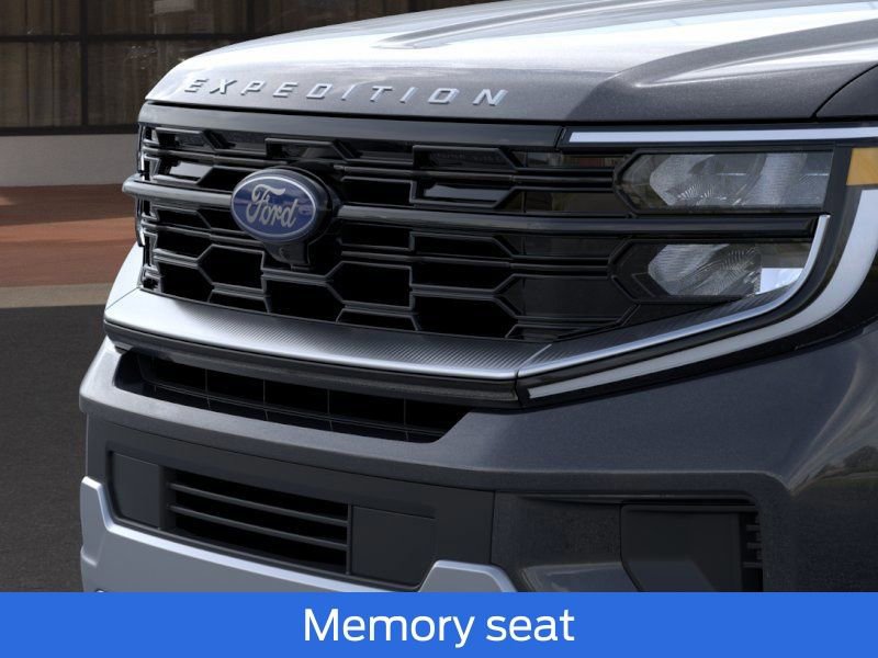 New 2025 Ford Expedition Platinum w/ Driver's Package AWD/4WD image 22