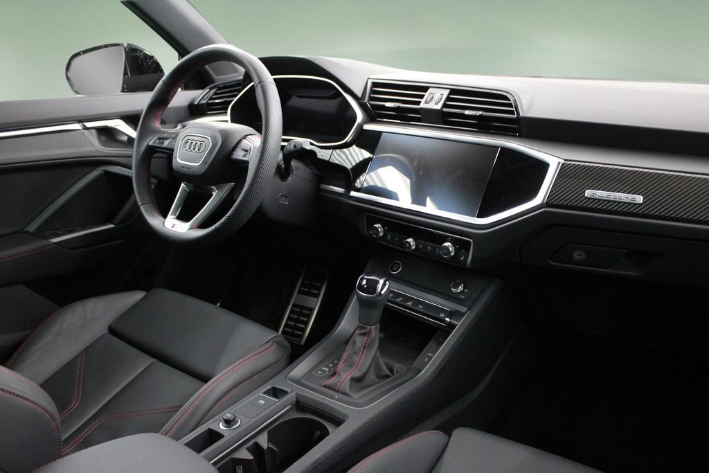 Used 2025 Audi Q3 2.0T Premium Plus AWD/4WD image 21