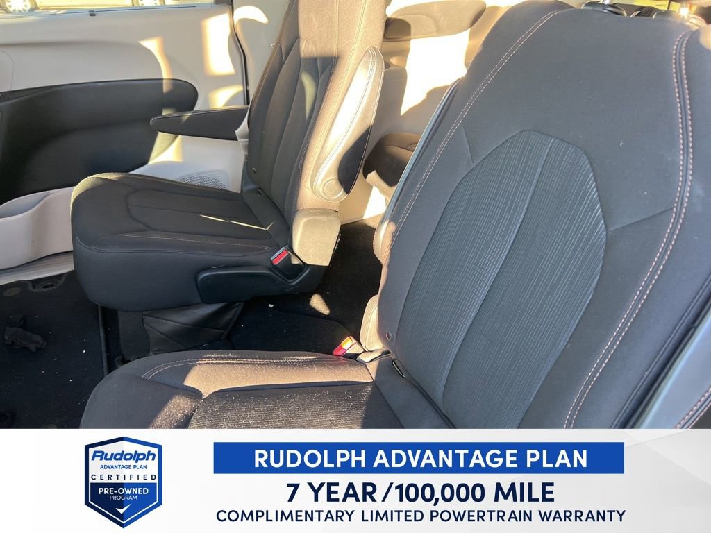 Used 2017 Chrysler Pacifica Touring Plus w/ Tire & Wheel Group image 11