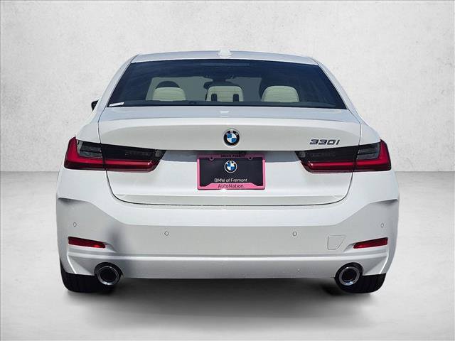 New 2026 BMW 330i Sedan w/ Premium Package RWD image 8