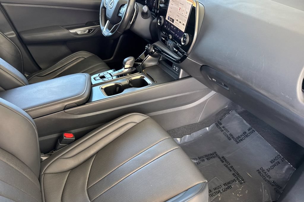 Used 2022 Lexus NX 350 F Sport w/ F Sport Cold Package AWD/4WD image 19