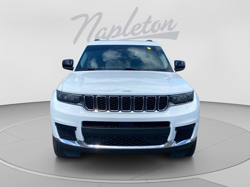 Used 2021 Jeep Grand Cherokee L Laredo w/ Luxury Tech Group I AWD/4WD image 9