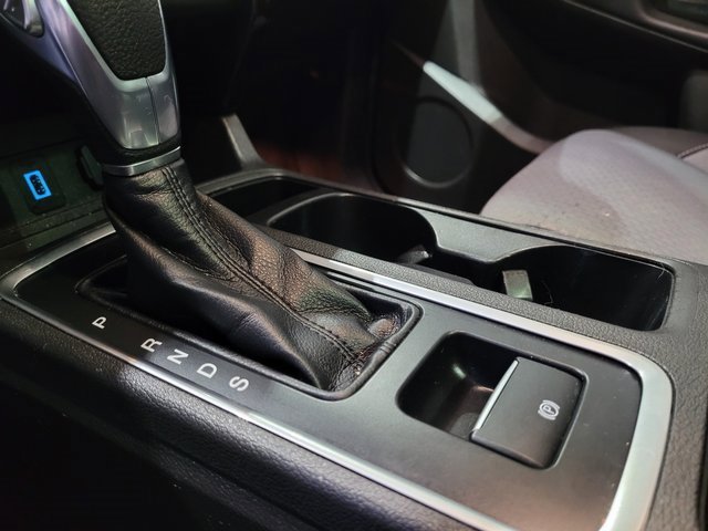 Used 2018 Ford Escape SE w/ SE SYNC Package image 36