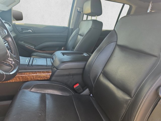 Used 2019 Chevrolet Suburban Premier RWD image 14