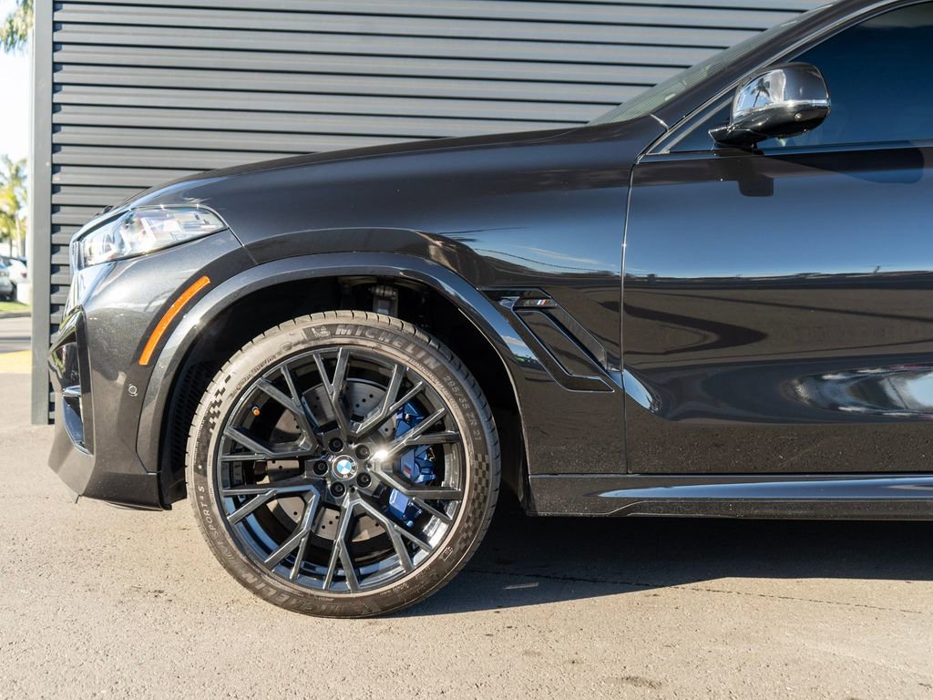 Used 2024 BMW X6 M Competition image 12