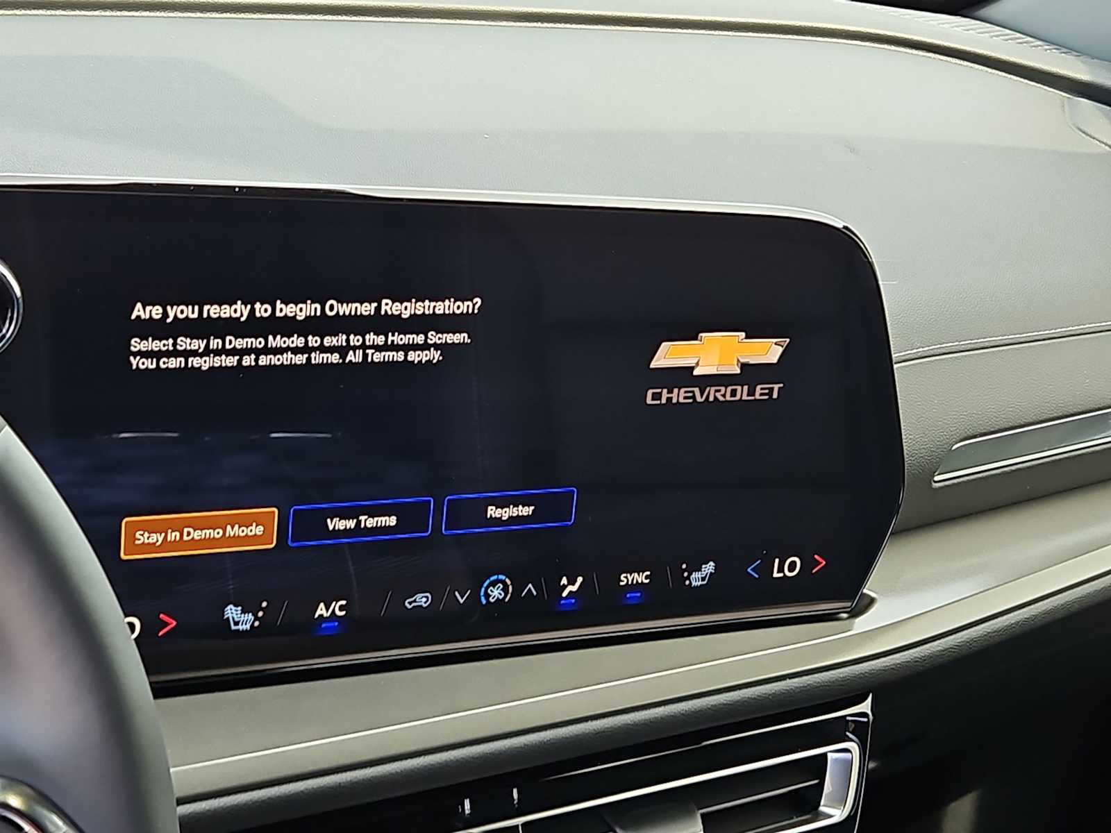 New 2026 Chevrolet Traverse LT w/ Midnight/Sport Edition image 24