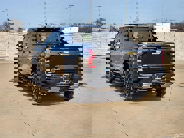 New 2026 Chevrolet Silverado EV LT image 9