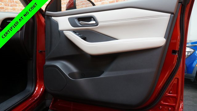 Used 2022 Nissan Rogue SV w/ SV Premium Package image 64