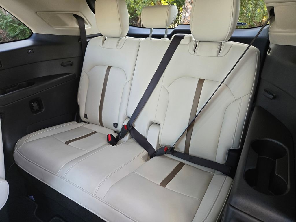 Certified 2025 MAZDA CX-90 3.3 Turbo w/ Premium Plus Pkg image 13