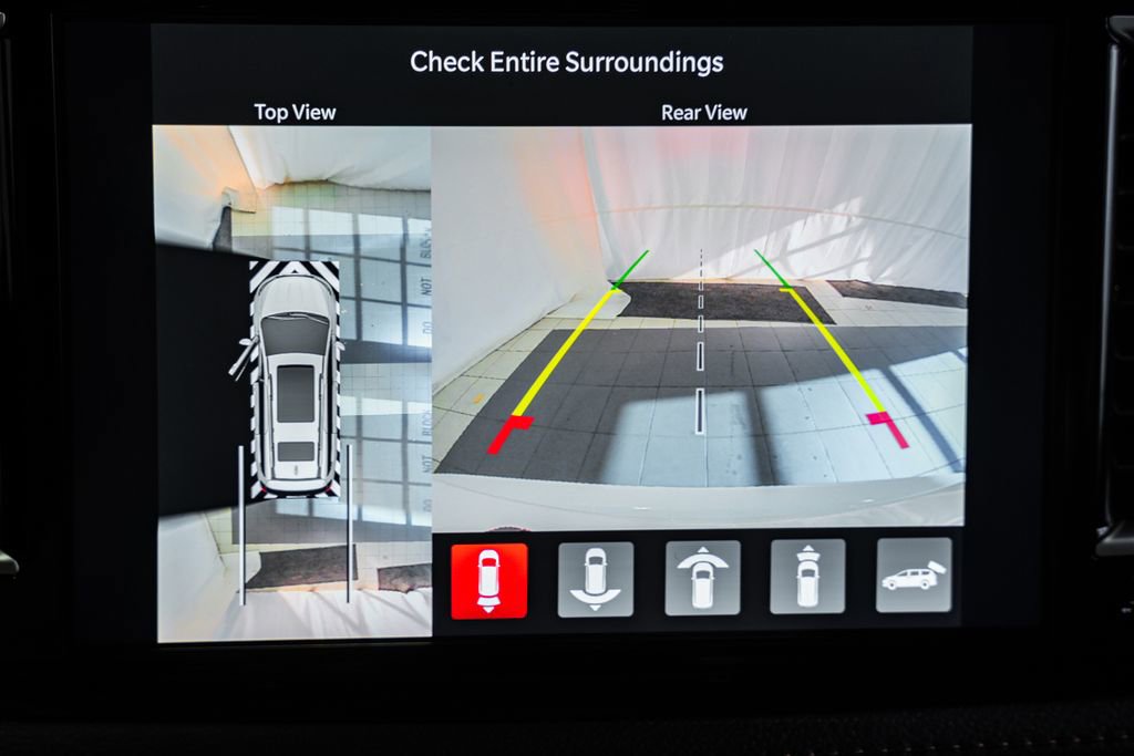 New 2026 Chrysler Pacifica Pinnacle image 40