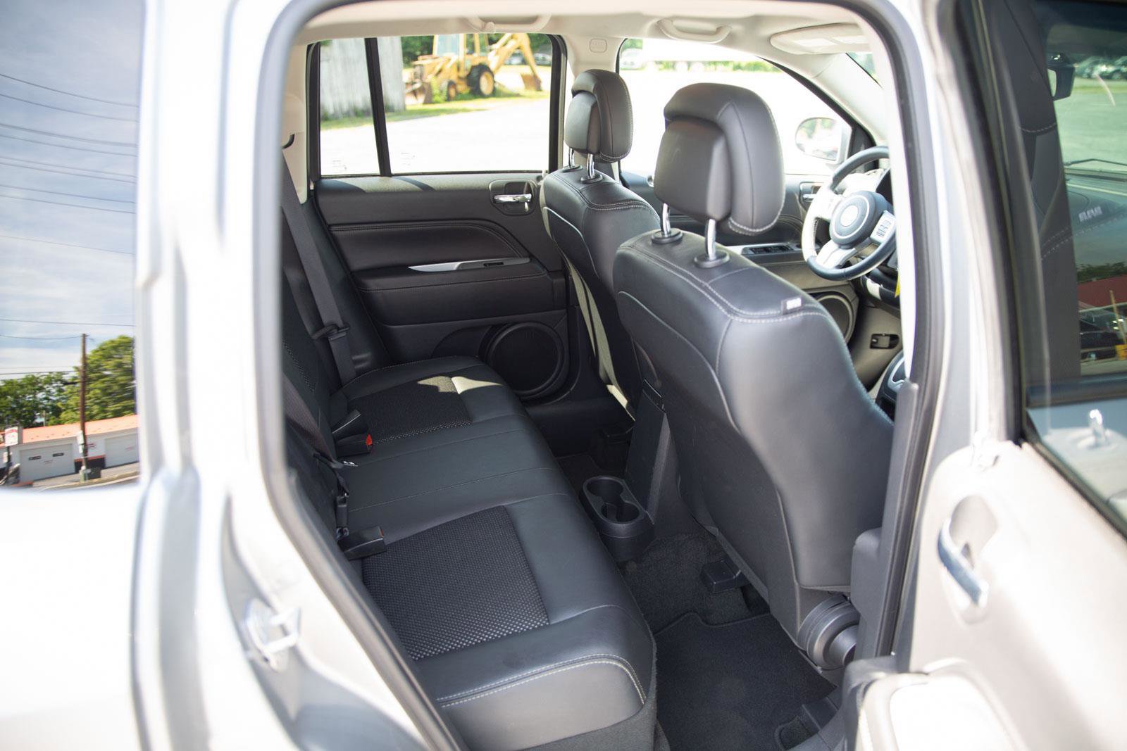 Used 2016 Jeep Compass Latitude AWD/4WD image 19
