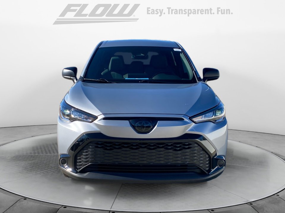 Used 2024 Toyota Corolla Cross AWD Hybrid image 2