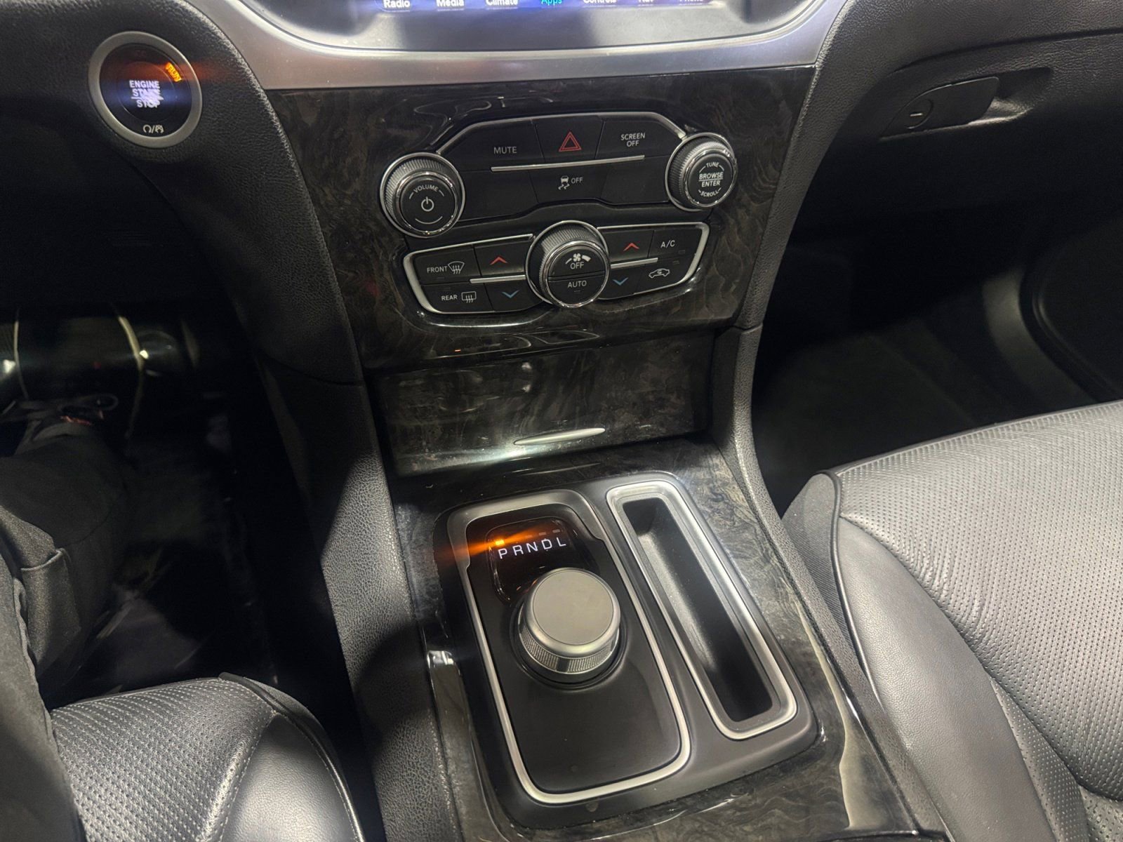 Used 2019 Chrysler 300 Limited w/ Light Group image 25