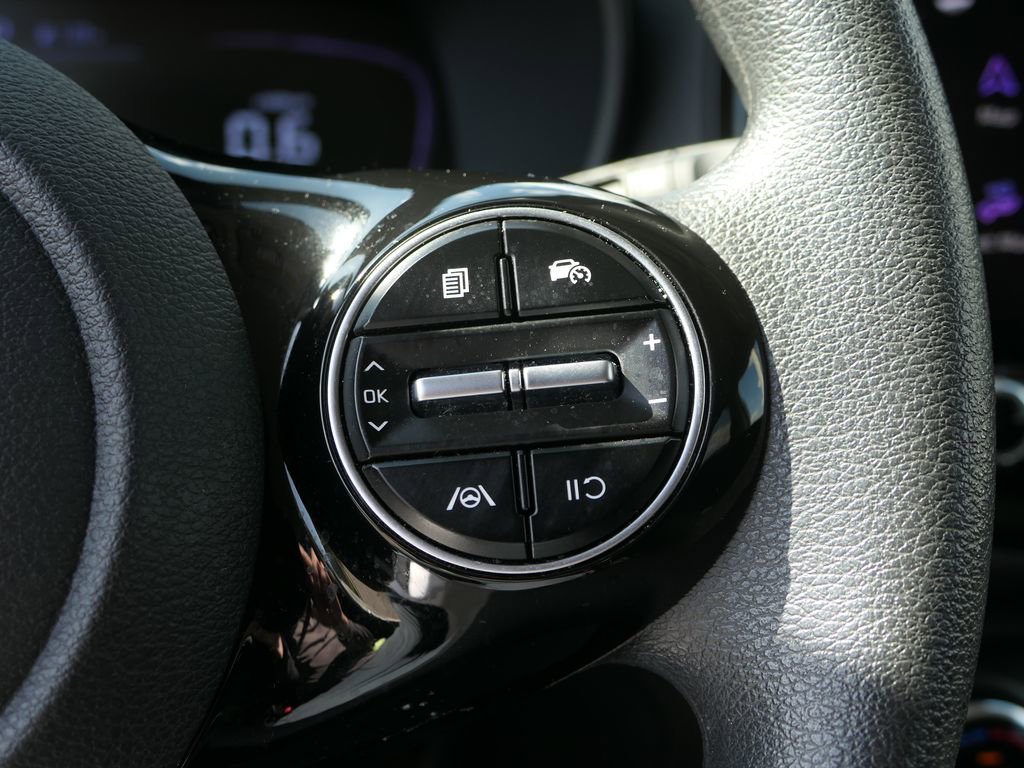 Used 2023 Kia Soul S image 15