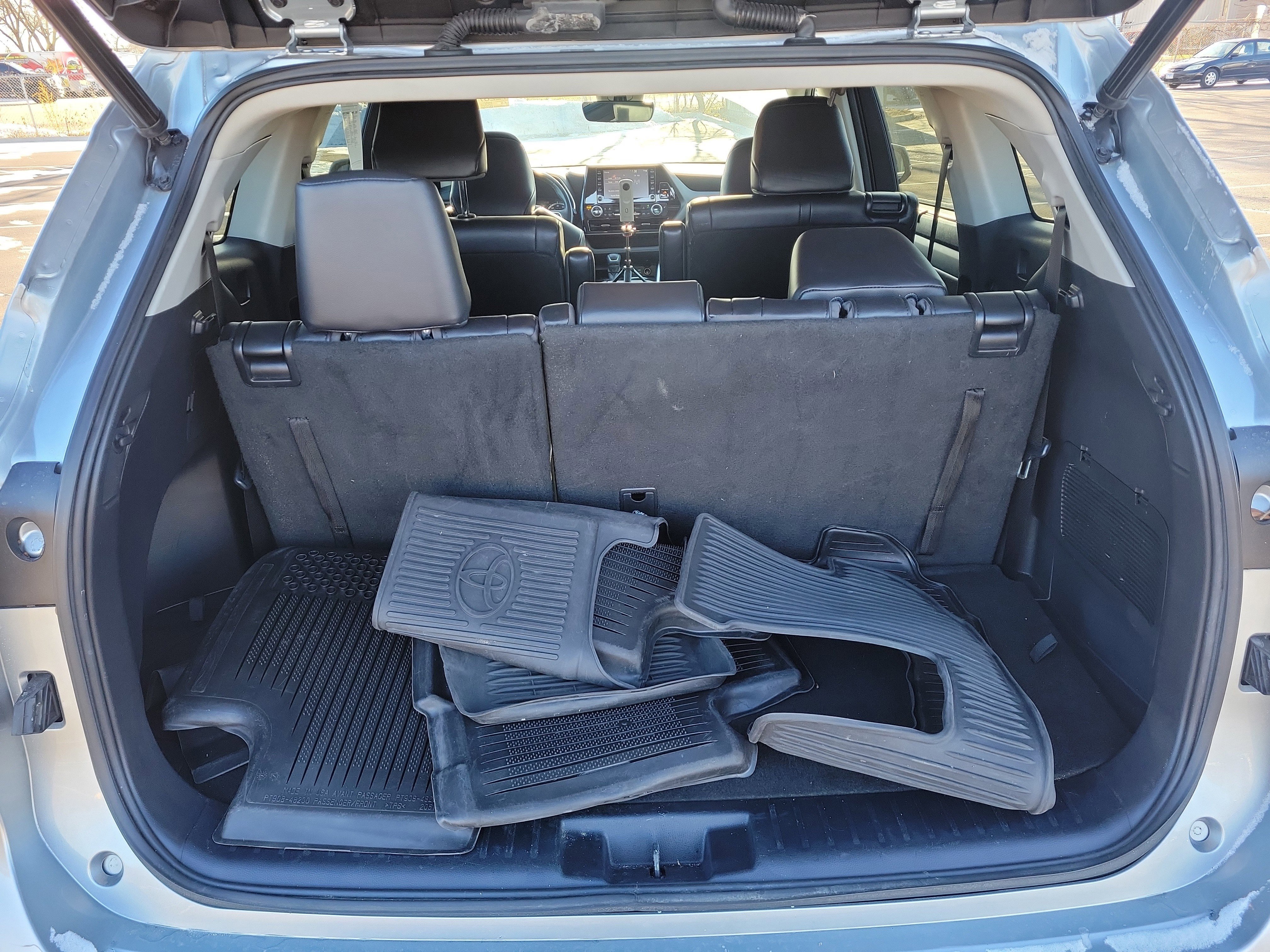 Used 2022 Toyota Highlander XLE image 8