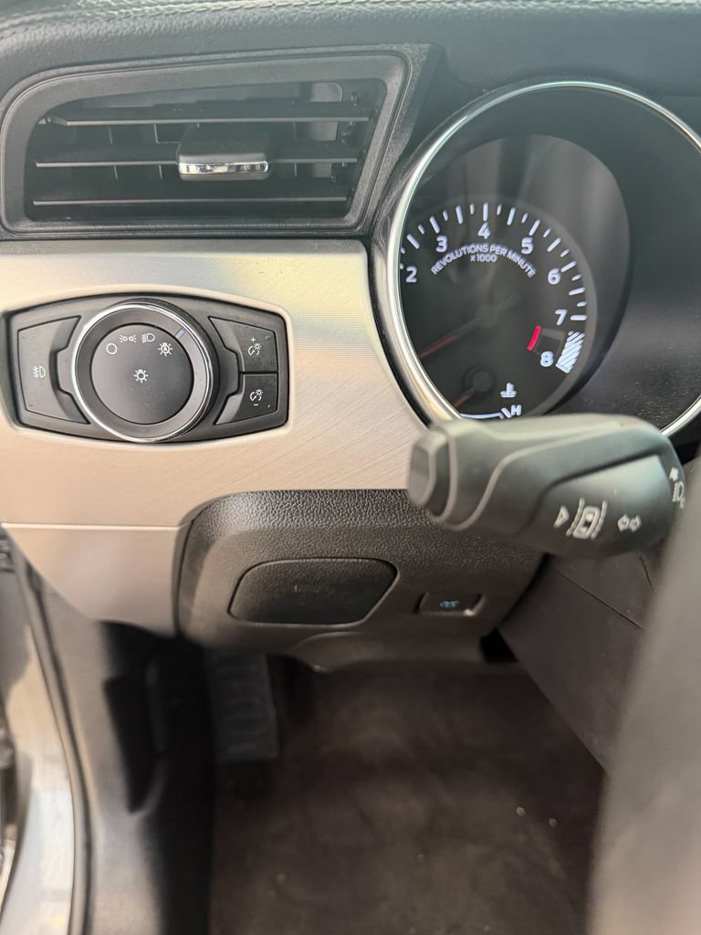 Used 2021 Ford Mustang GT Premium RWD image 30