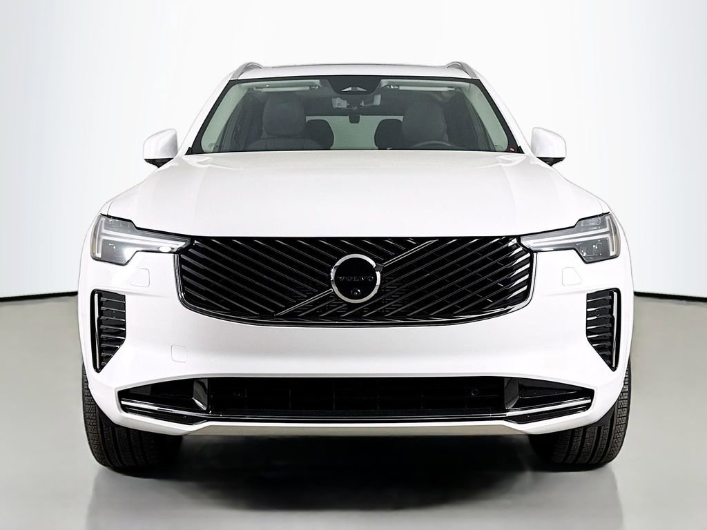 Certified 2026 Volvo XC90 B5 Plus w/ Protection Package image 2