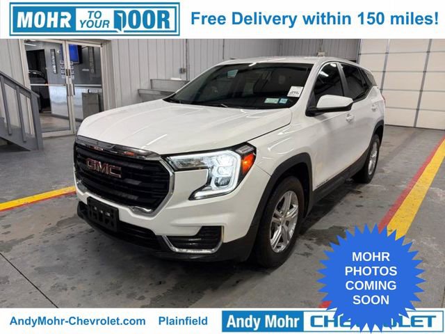 Used 2024 GMC Terrain SLE image 1
