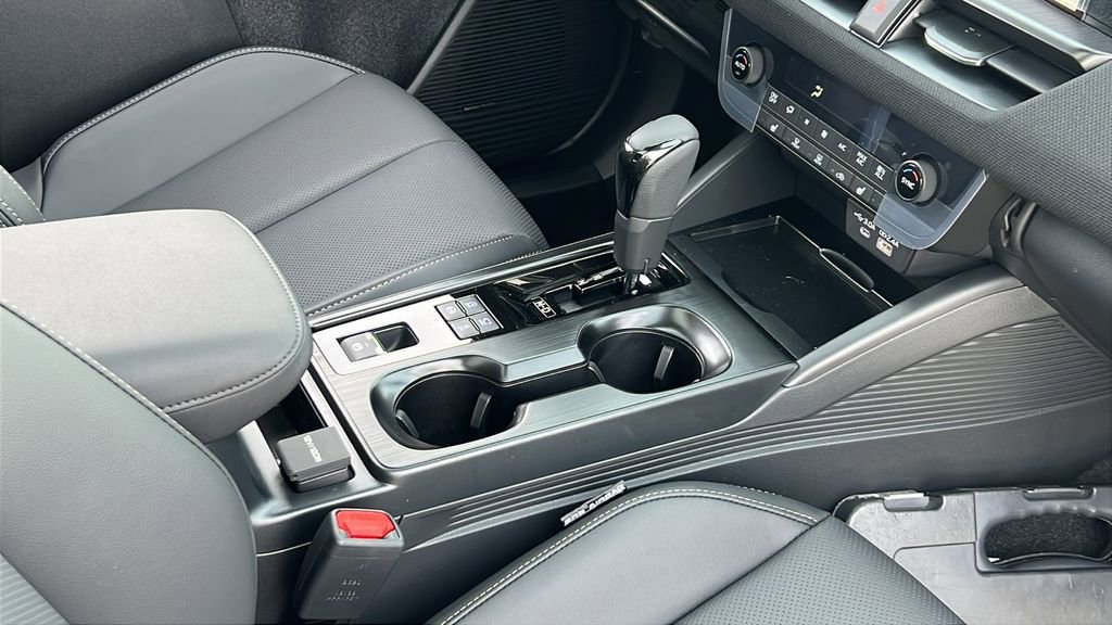 New 2026 Subaru Outback Limited XT AWD/4WD image 10