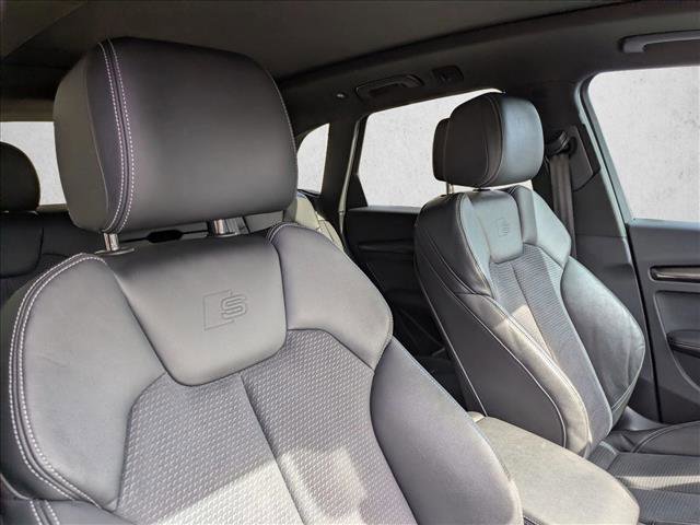 Used 2022 Audi SQ5 Premium Plus w/ Premium Plus Package image 28