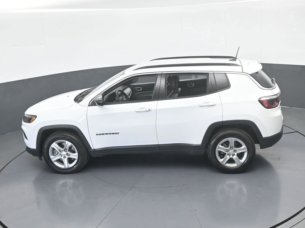 Used 2023 Jeep Compass Latitude AWD/4WD image 44
